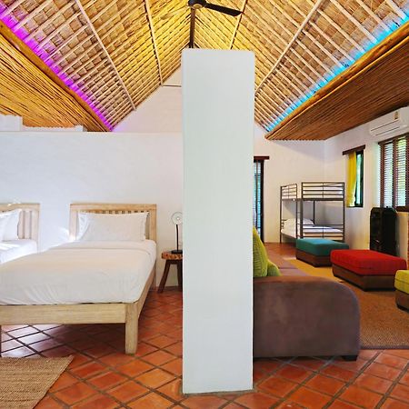 Baanpong Lodge San Kamphaeng Esterno foto