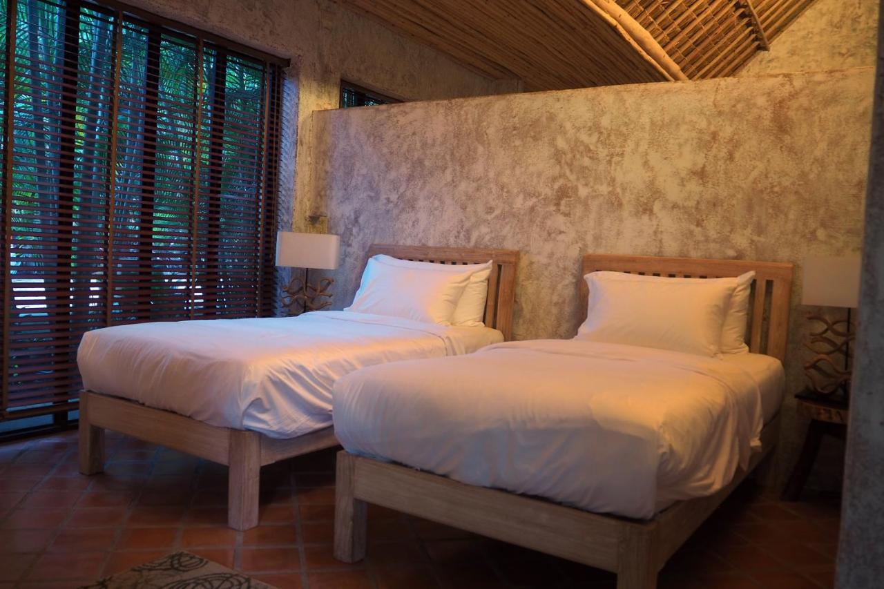 Baanpong Lodge San Kamphaeng Esterno foto
