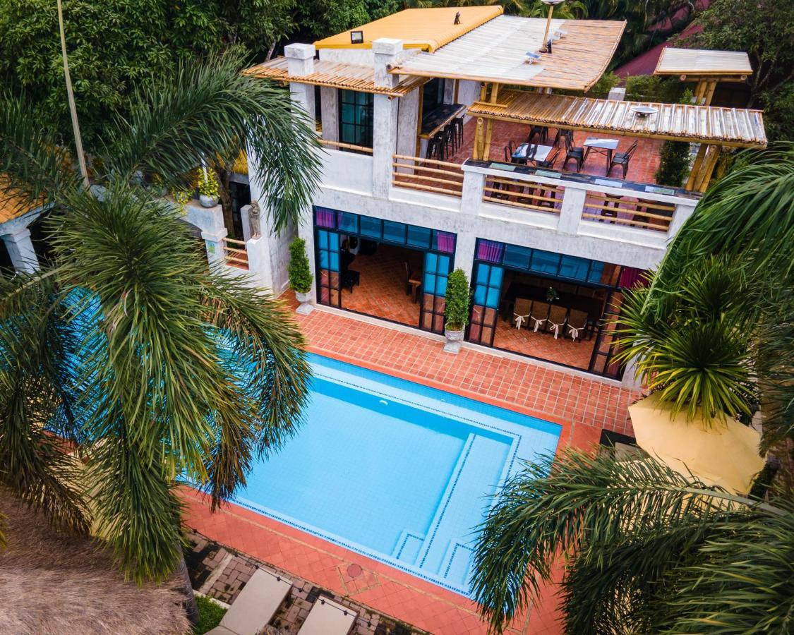 Baanpong Lodge San Kamphaeng Esterno foto
