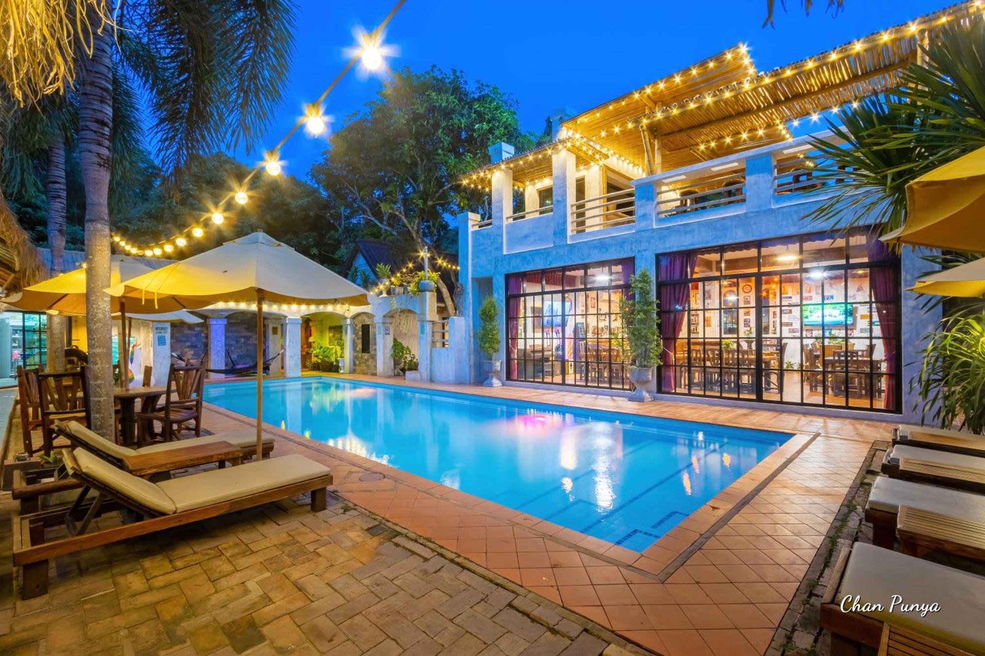Baanpong Lodge San Kamphaeng Esterno foto